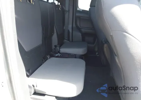 2017 Toyota Tacoma Sr5 V6 из США, поврежденный, VIN 5TFSZ5AN6HX102492